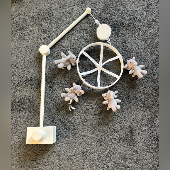 Pottery Barn Mobile Armnull